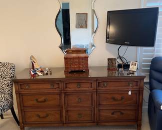 Bench Chest of 9 Drawers (64"W x 20"D x 32"H)