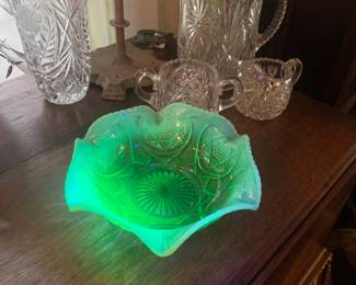 Uranium glass 