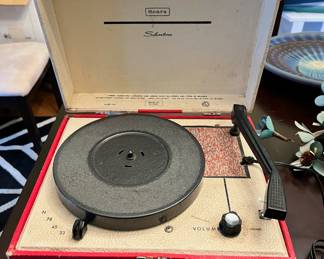 1960's Sears Silvertone Turntable in Case - Model 7250