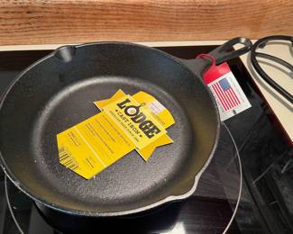 Lodge 8" Cast Iron Skillet