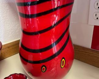 Red Blown Glass Art Vase Striped Circle Design