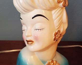 Glamour Betty Grable Style Ceramic Vase