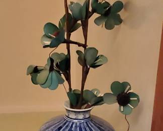 Blue/Whit Floral Porcelain Chinoiserie Vase