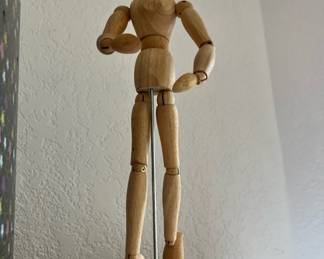 Wood Artist Movable Doll
