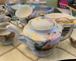 Hand Painted China Dinnerware Set - Made in Japan