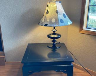 Black Contemporary Table Lamp with Black/White Circle Design Shade, Chinese Style Black Lacquered Side Table