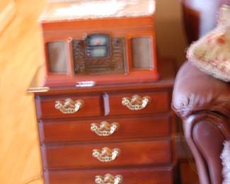 Night Stand. Record Player