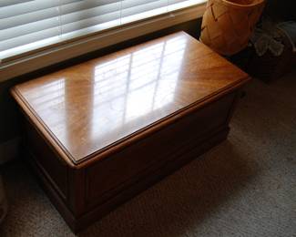 Lane Cedar Chest