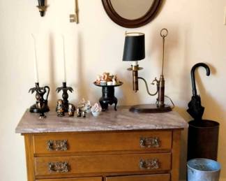 Antique ches/Tennessee marble top, umbrella stand, student lamp, assorted decor