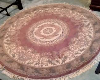 Oriental round wool rug