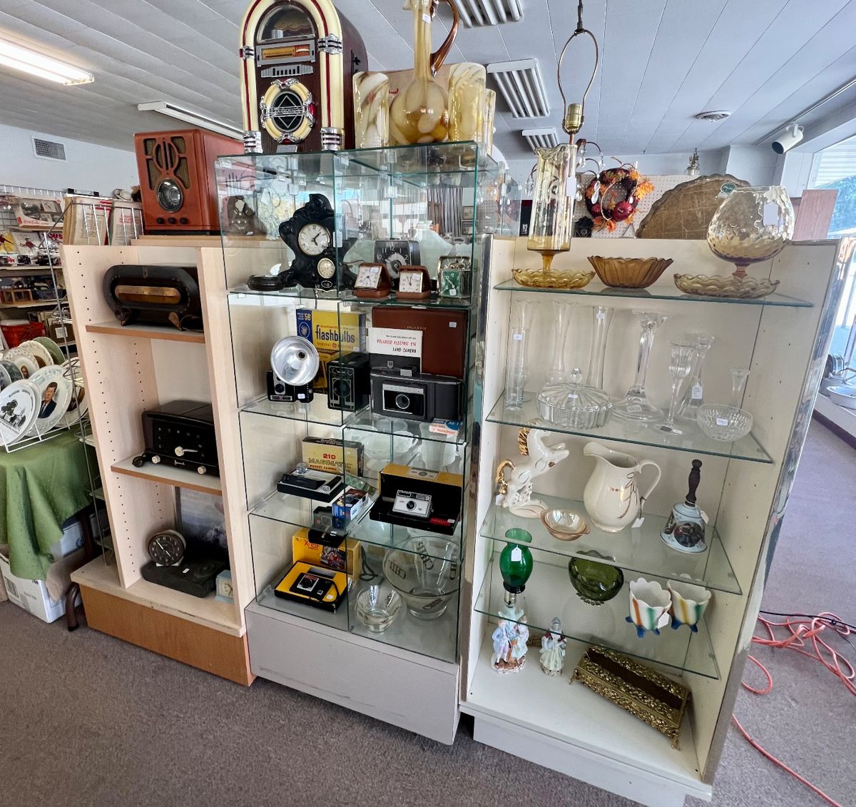 Baker’s Vintage, Vintage, Vintage Estate Sale starts on 10/6/2023