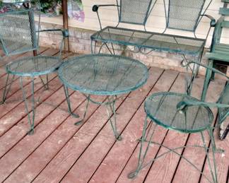 Metal patio furniture 