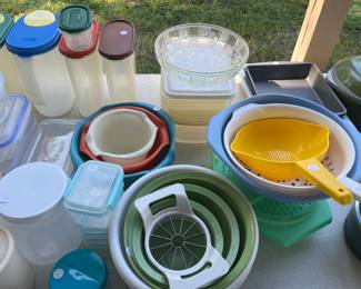 Storage containers, Tupperware