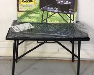 LODGE Outdoor Cooking Table