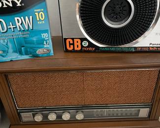 Vintage radio and CB radio. 