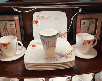 Lenox "Chirp" pattern set