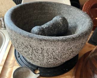 Large mortar & pestle set