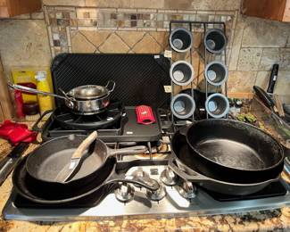 Cast iron cookware