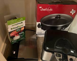 Food Saver sealer, 15" Texas-sized skillet & Oster cooker