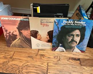 John Cougar, Freddy Fender