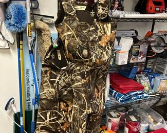 Two pair of Game Winner camo size XXL