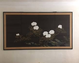 Wall mounted folding screen