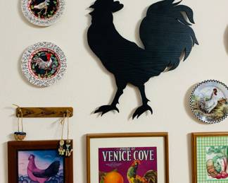 Farmhouse / Rooster Decor