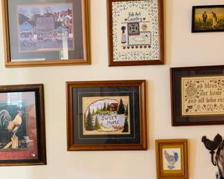 Farmhouse / Rooster Decor