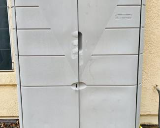 Rubbermaid Storage Shef