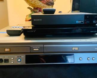 Go Video DVD / VHS Combo Player