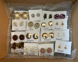 various costume jewelry, post earrings