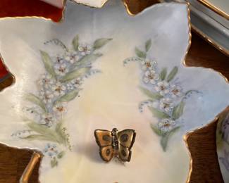 antique and vintage display pieces, serving pieces, china
