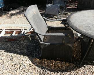 HAMPTON BAY TABLE & CHAIRS