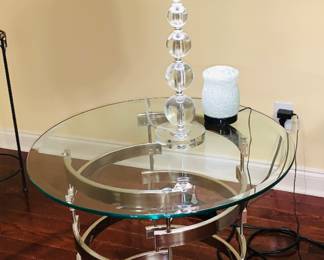 ROUND ART DECO TABLE AND LAMP