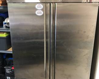Summit commercial refridge