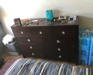Chester drawer of the bedroom set