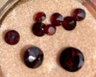 HPT018 Genuine Garnet Gemstones 