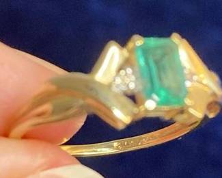 HPT065 10k Gold Emerald Ring