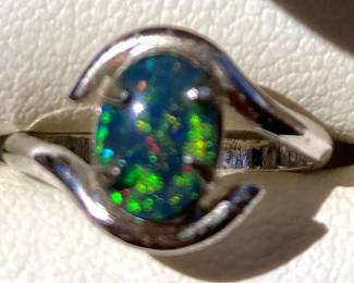 HPT077 Opal Ring (genuine ) SZ 5