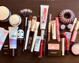 HPT084 More Beauty & Makeup 