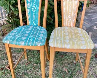 HPT089 Wood Bar Height Chairs (2) 