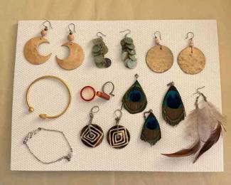HPT100 Jewelry Lot - Earrings , Bracelets, Rings