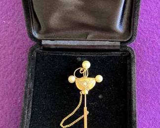 HPT103 18k Gold, Pearls And Diamond Pin