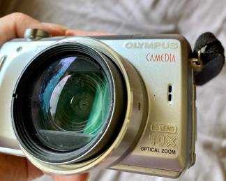 HPT133 Olympus Camera 10 X Optical Zoom 