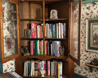 LARGE COLLECTION OF COOKBOOKS