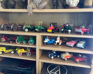 HALLMARK KIDDIE CAR COLLECTION-METAL