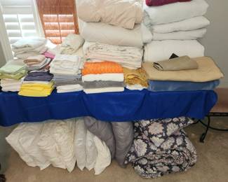 Linens - Blankets - Bedspreads - Towels