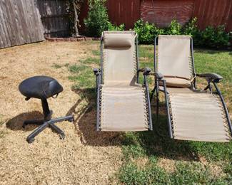 Lounge Chairs - Chair