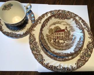 JOHNSON BROS CHINA HERITAGE HALL