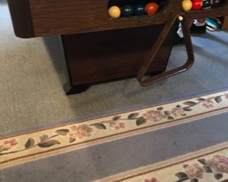 POOL TABLE